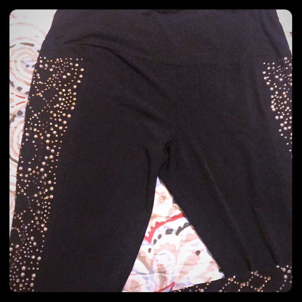 ❤️NWT❤️ROCKSTAR leggings by VENUS